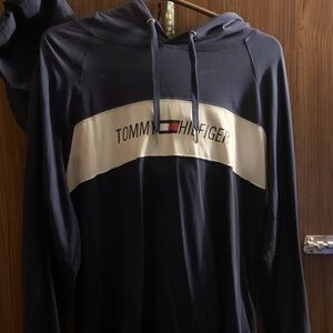 Tommy Hilfiger Navy and White Men's Sweater